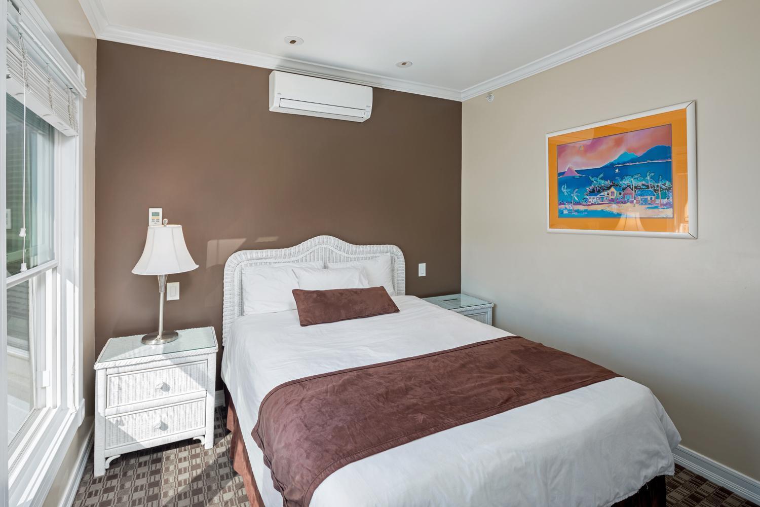 Glenmore Plaza Hotel Avalon Extérieur photo