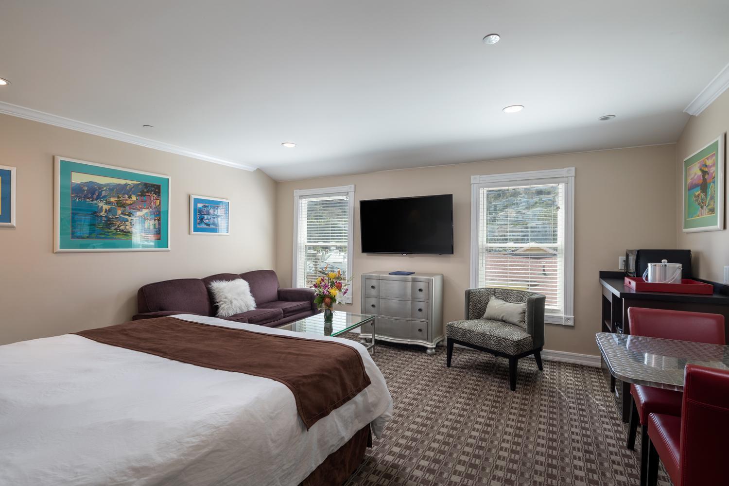 Glenmore Plaza Hotel Avalon Extérieur photo