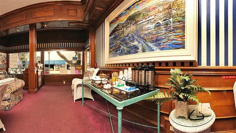 Glenmore Plaza Hotel Avalon Extérieur photo